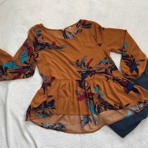 Mustard yellow peplum print top size small